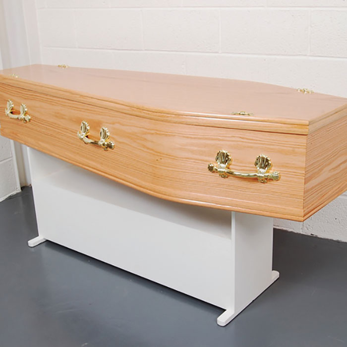 Flat Lid Oak Veneer Coffin